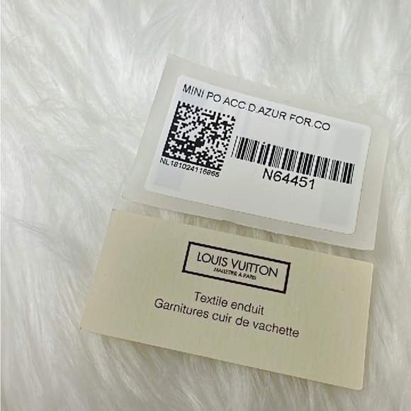 Authentic Louis Vuitton Limited Edition Damier Azur Mini Pochette 2018 ✨ - Picture 8 of 12